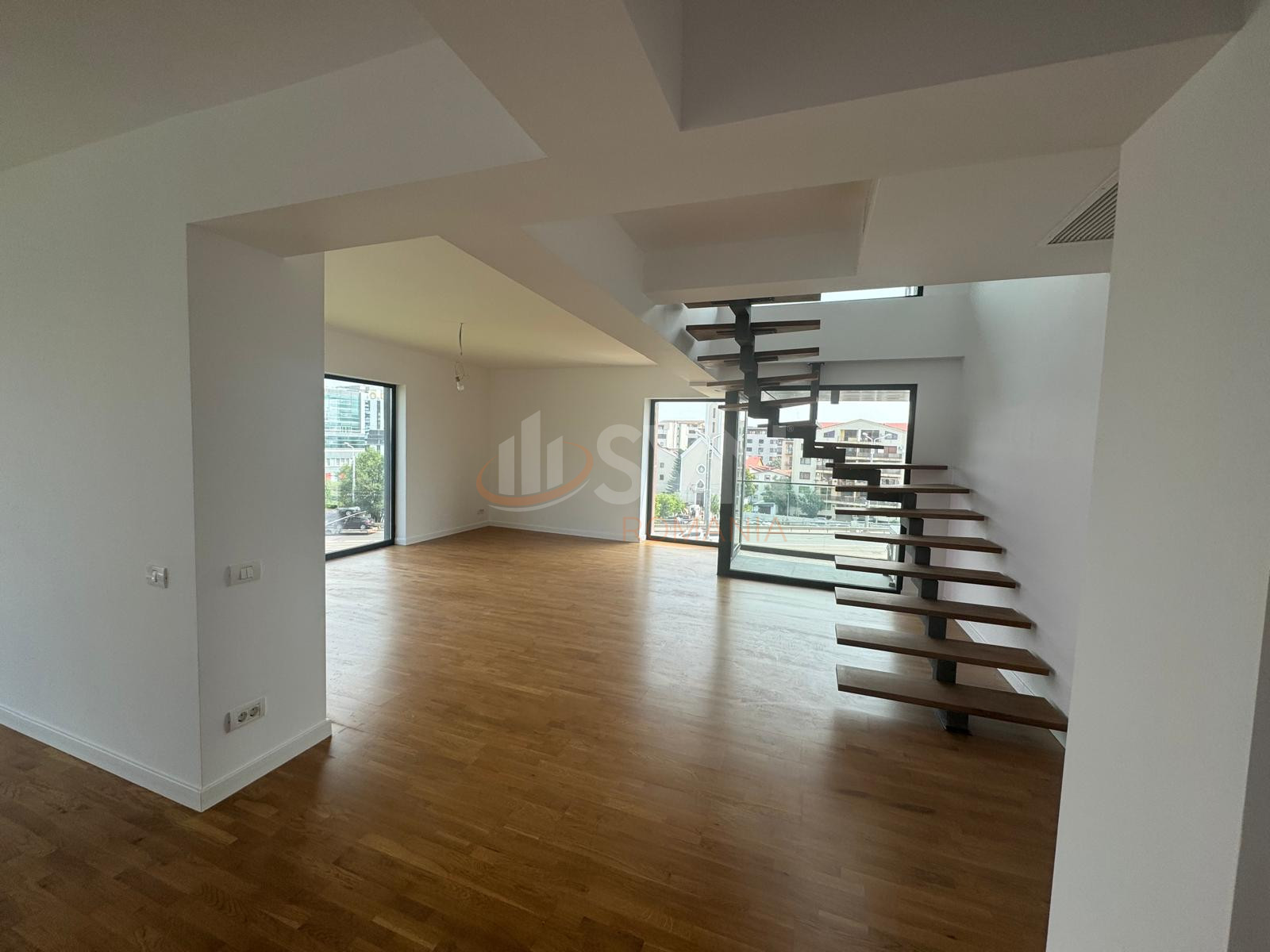 Apartament, 4 camere Bucuresti/Herastrau