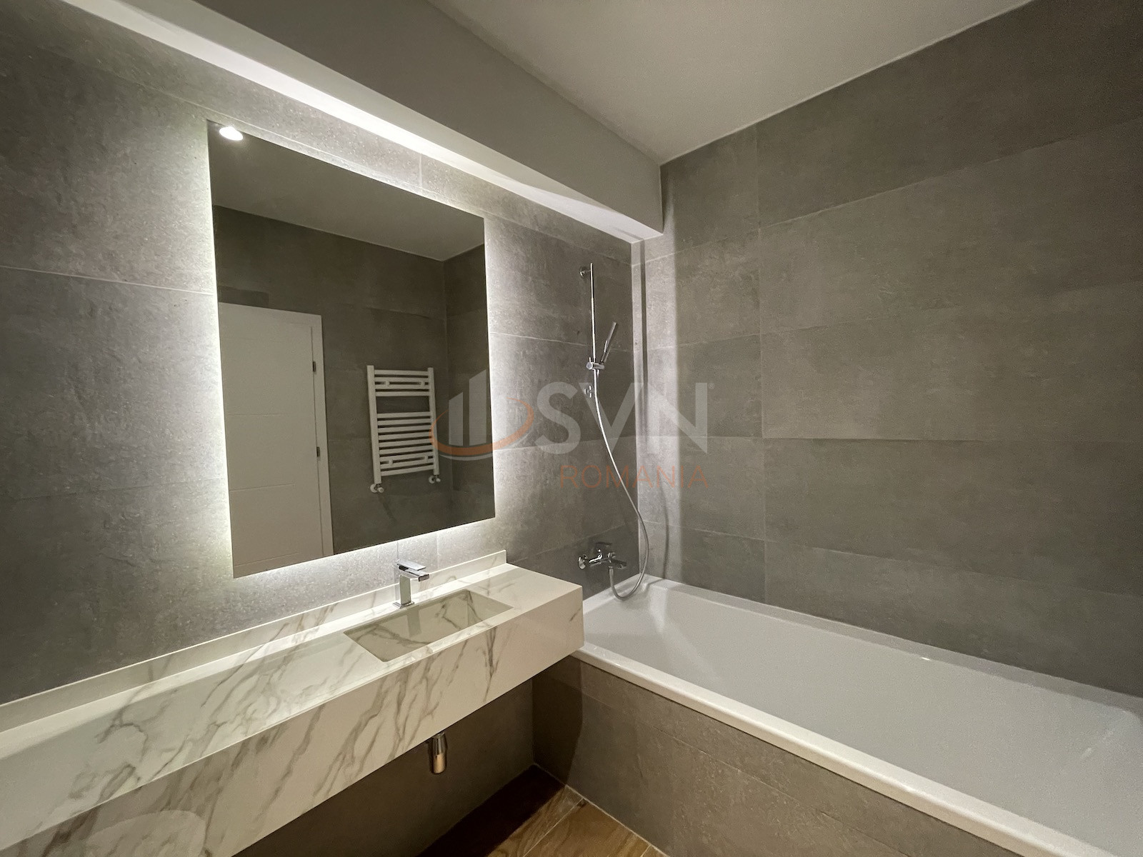 Apartament, 4 camere Bucuresti/Pipera