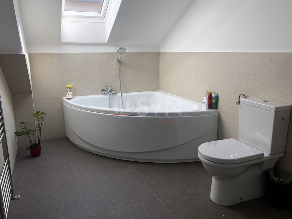 Apartament, 4 camere Cluj/Buna Ziua