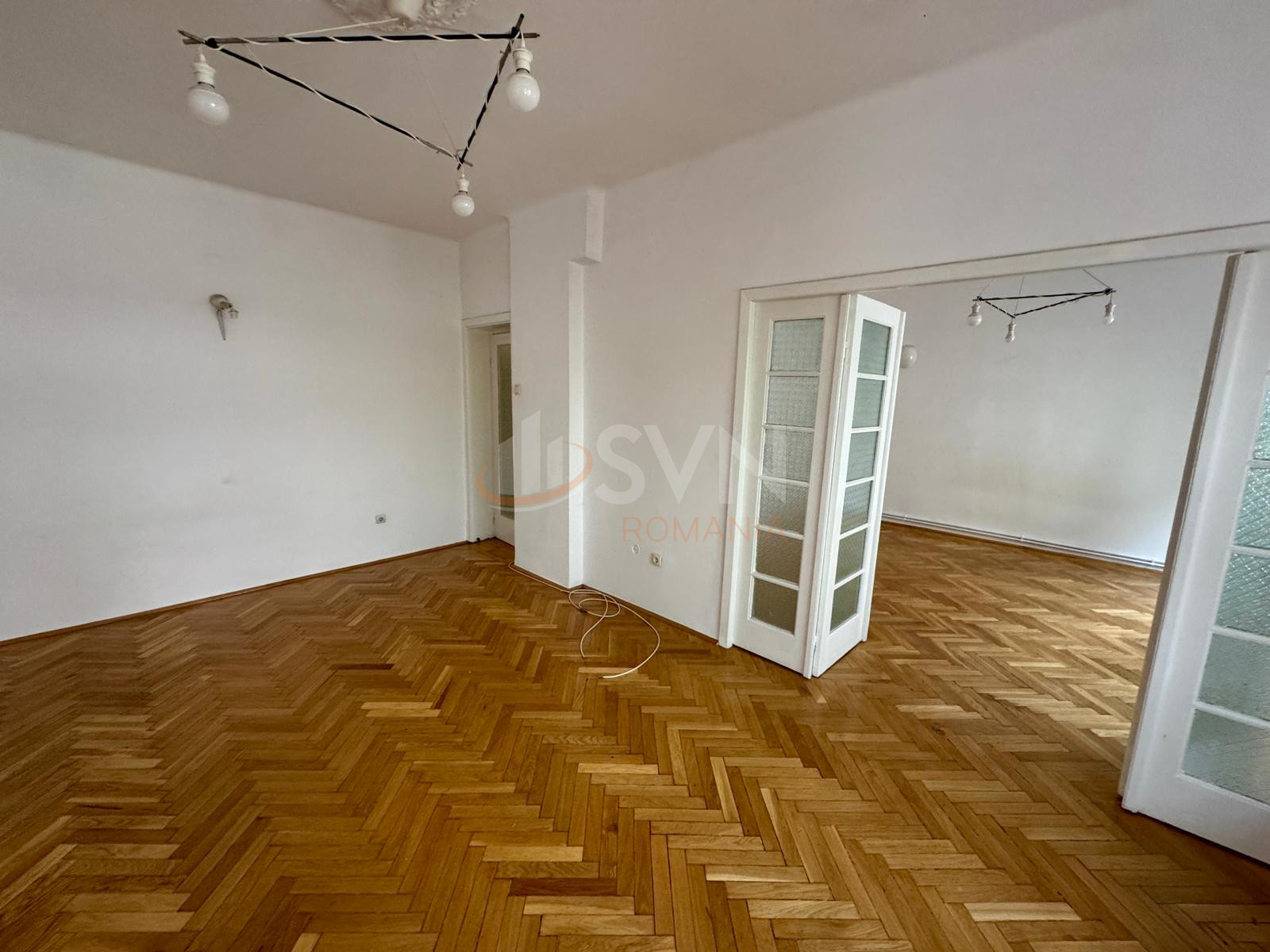 Apartament, 4 camere Bucuresti/Universitate (s1)
