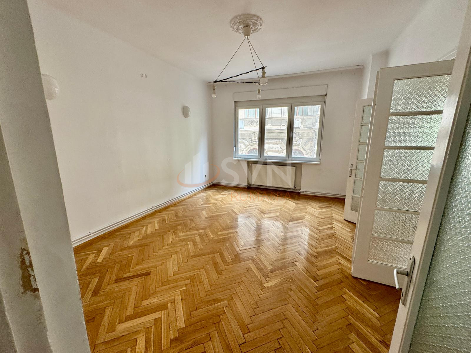 Apartament, 4 camere Bucuresti/Universitate (s1)