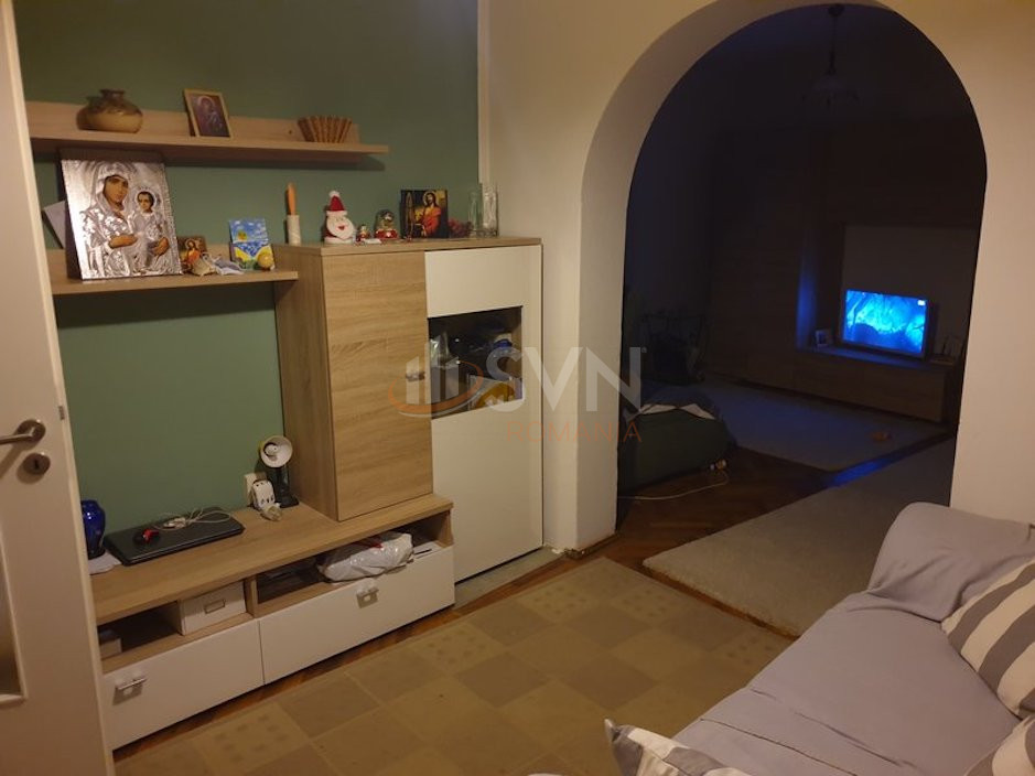 Apartament, 4 camere Bucuresti/Piata Unirii (s4)