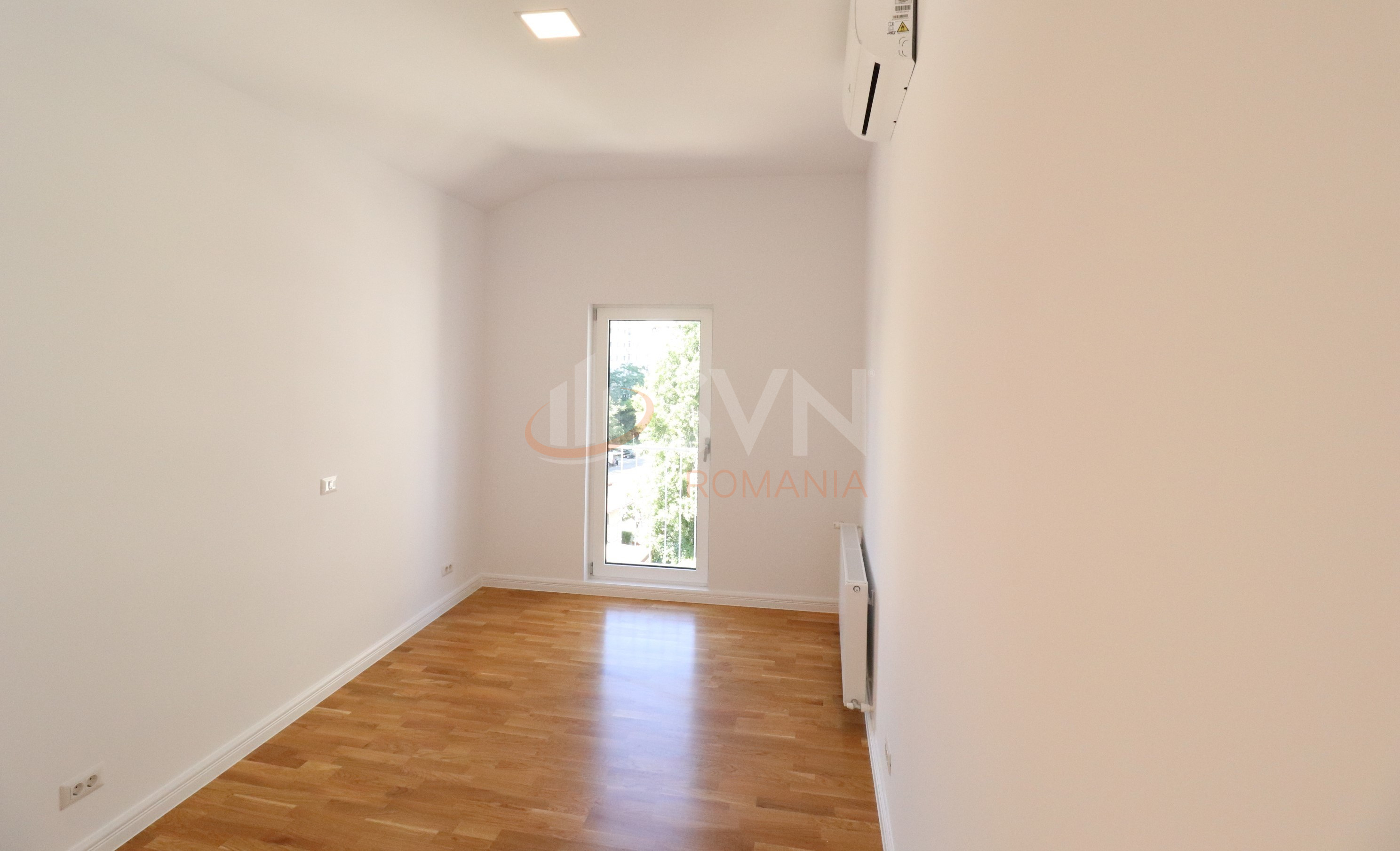 Apartament, 4 camere Bucuresti/Dacia