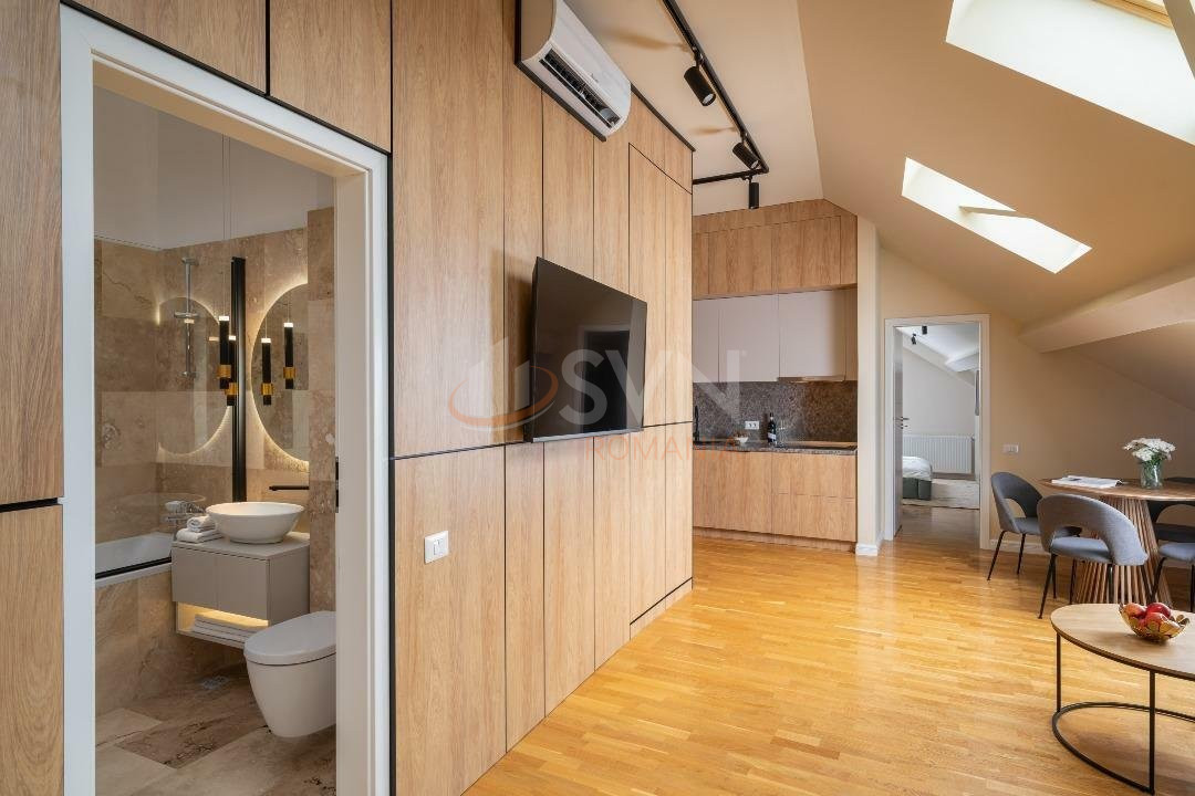 Apartament, 4 camere Bucuresti/Dacia