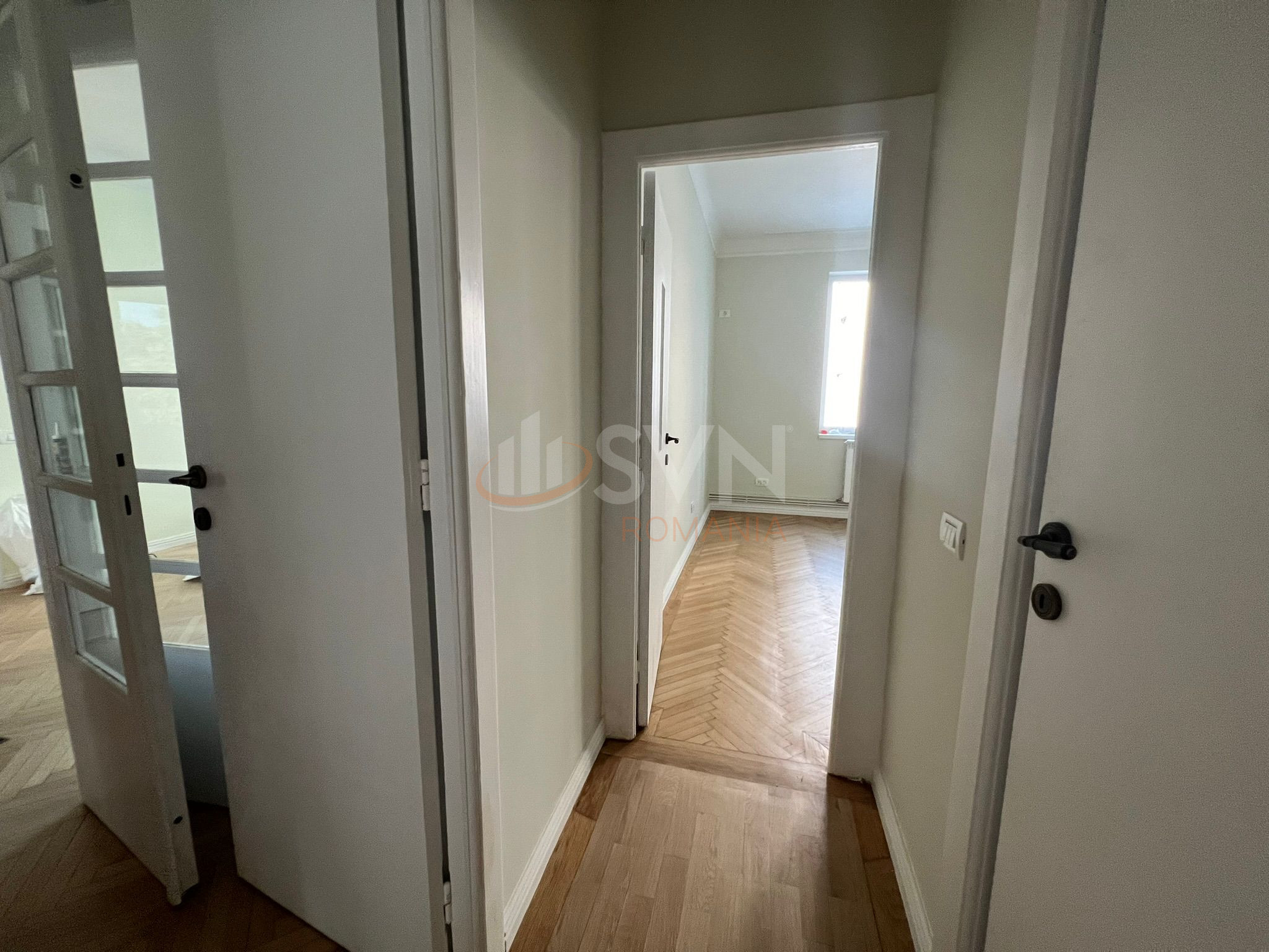 Apartament, 4 camere Bucuresti/Universitate (s1)