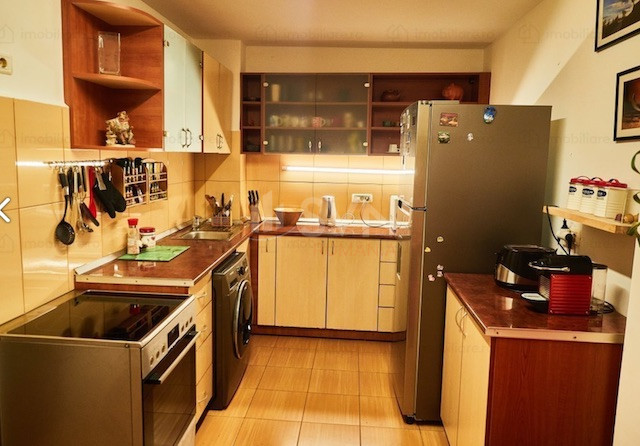 Apartament, 4 camere Bucuresti/Alexandru Obregia