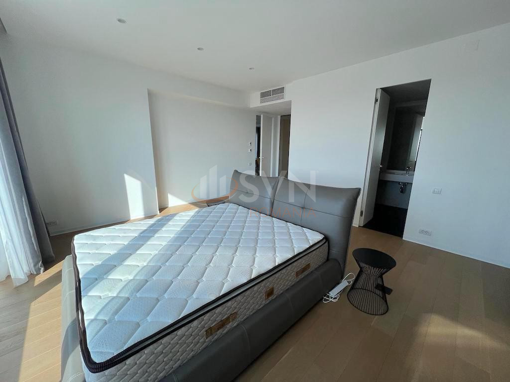 Apartament, 4 camere Bucuresti/Primaverii