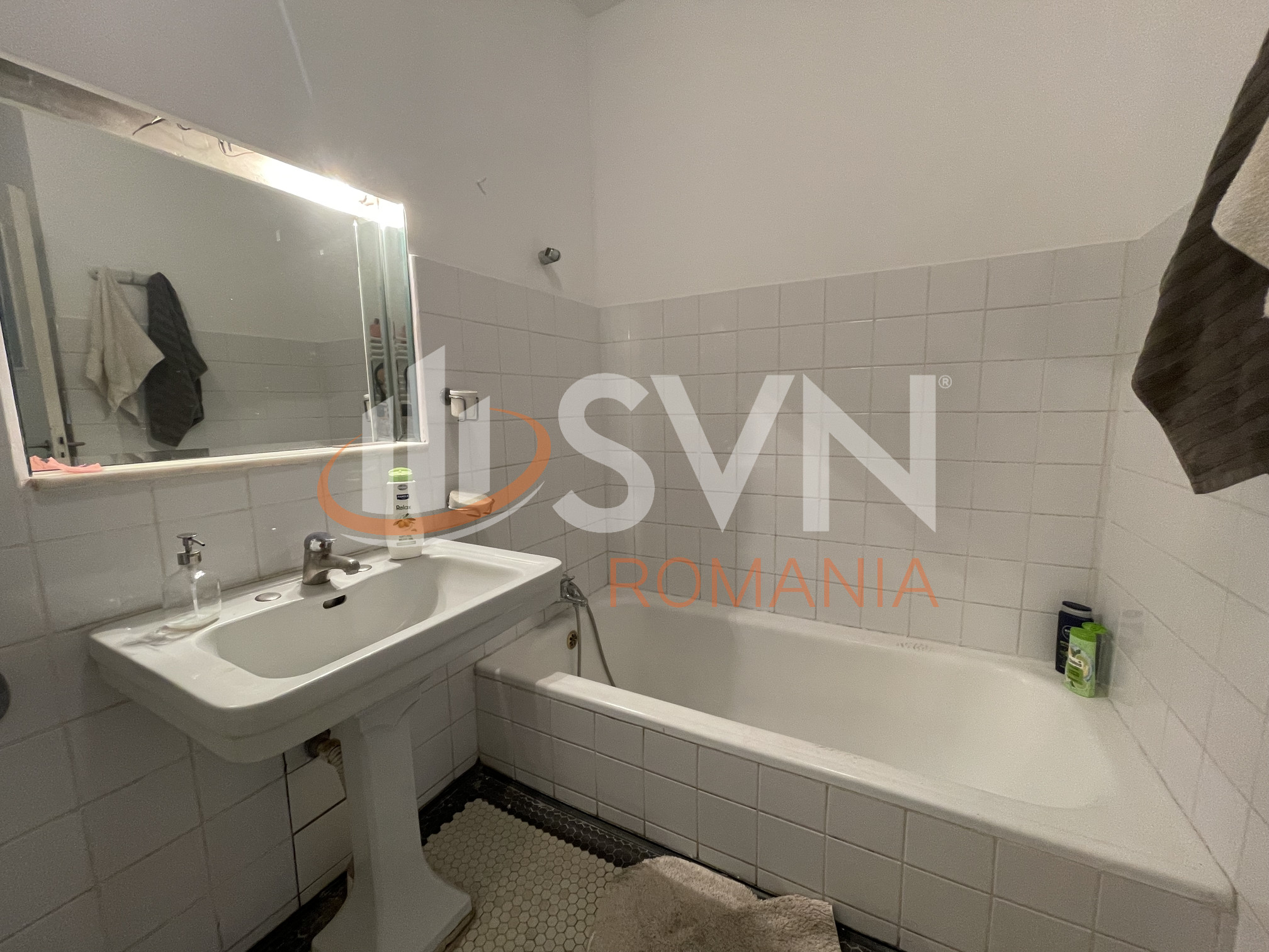 Apartament, 4 camere Bucuresti/Universitate (s3)