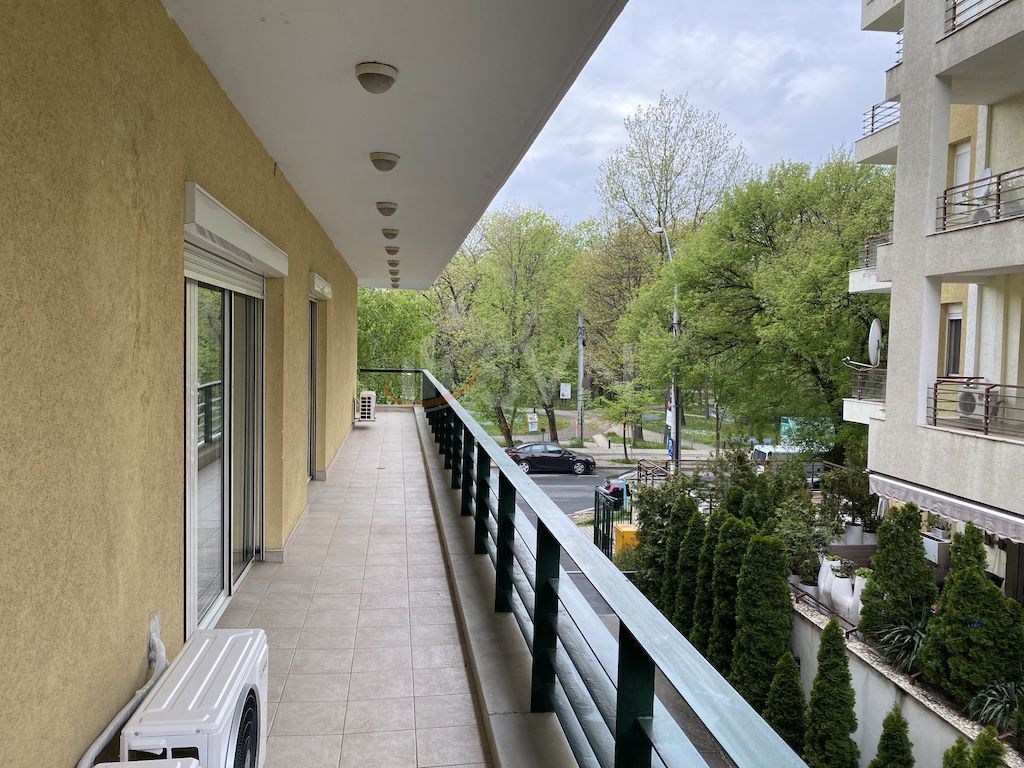 Apartament, 4 camere Bucuresti/Herastrau