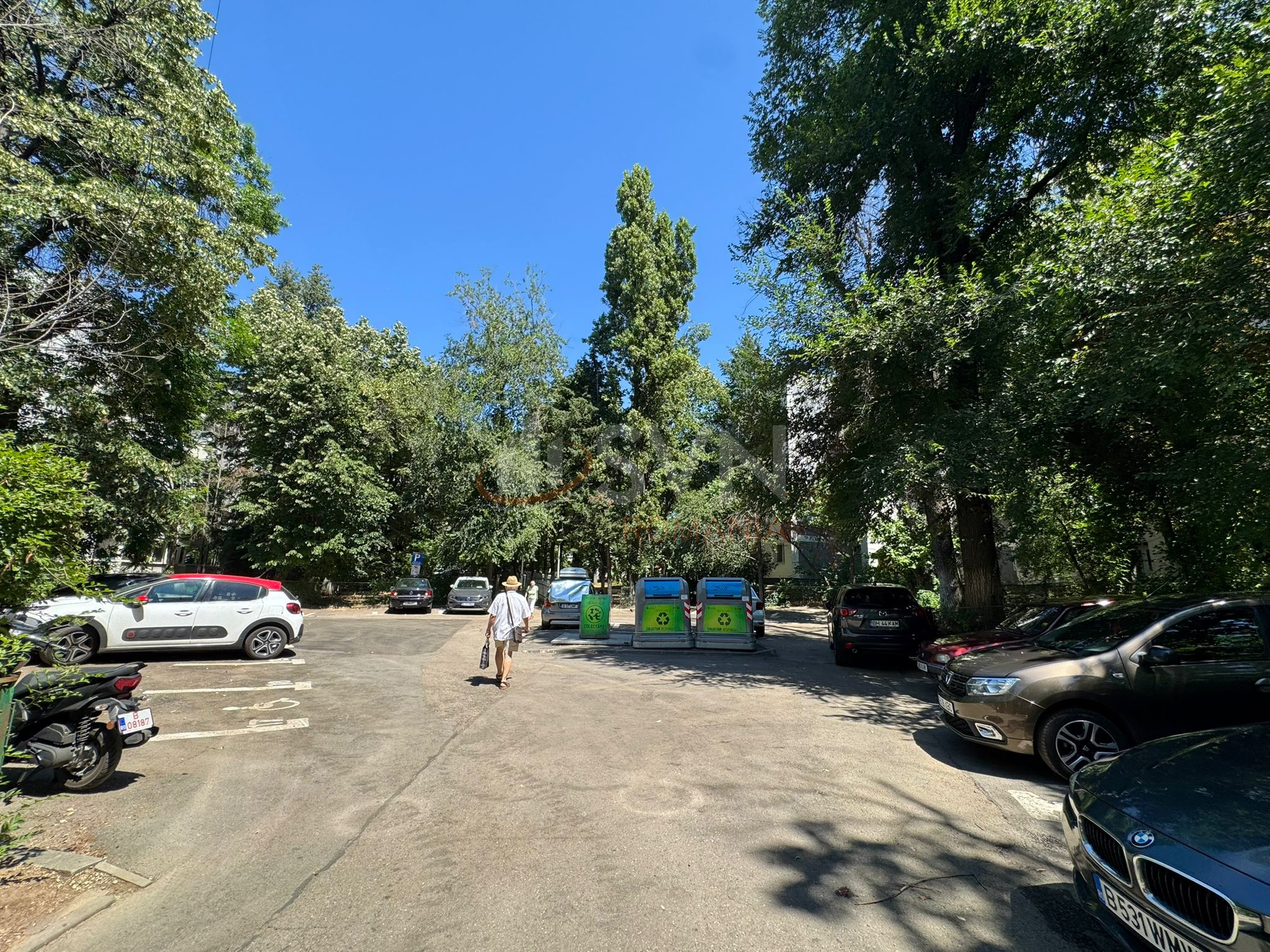 Apartament, 4 camere Bucuresti/Titan