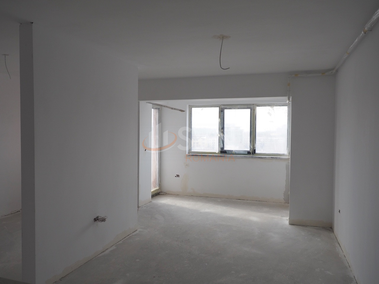 Apartament, 4 camere Bucuresti/Straulesti