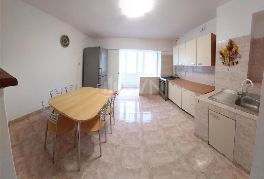 Apartament, 4 camere Bucuresti/Unirii (s3)