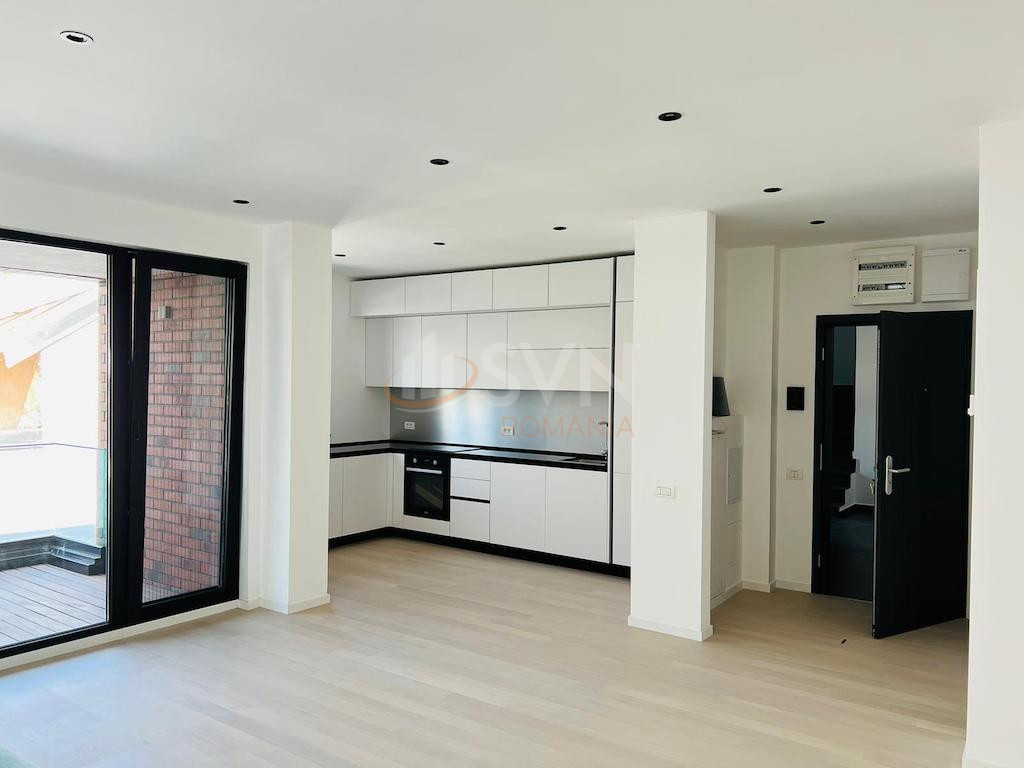 Apartament, 4 camere Bucuresti/Eminescu