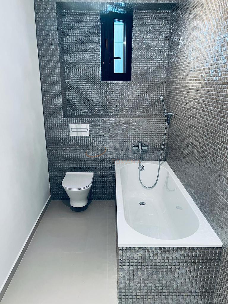Apartament, 4 camere Bucuresti/Eminescu