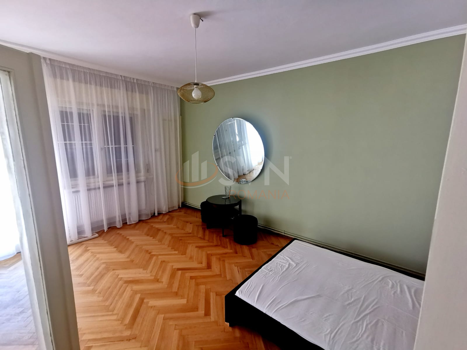 Apartament, 4 camere Bucuresti/Piata Victoriei