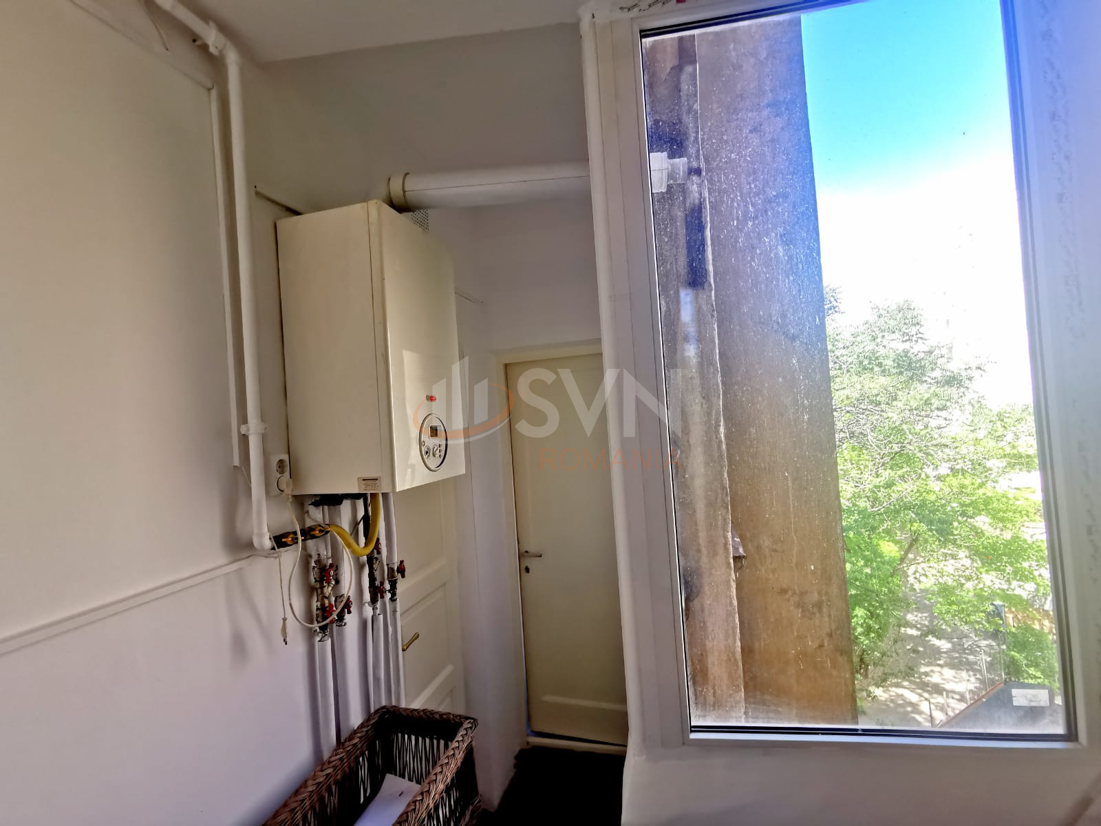 Apartament, 4 camere Bucuresti/Piata Victoriei