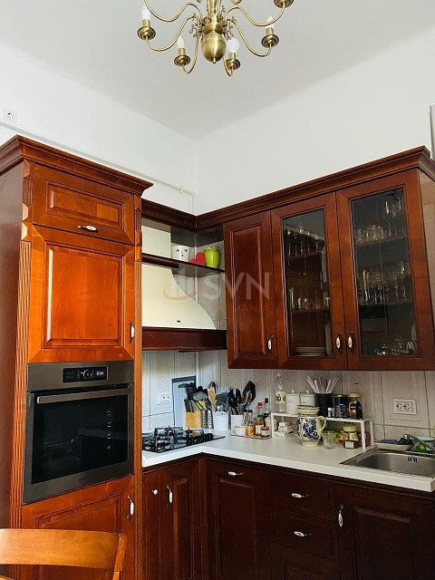 Apartament, 4 camere Bucuresti/Piata Victoriei