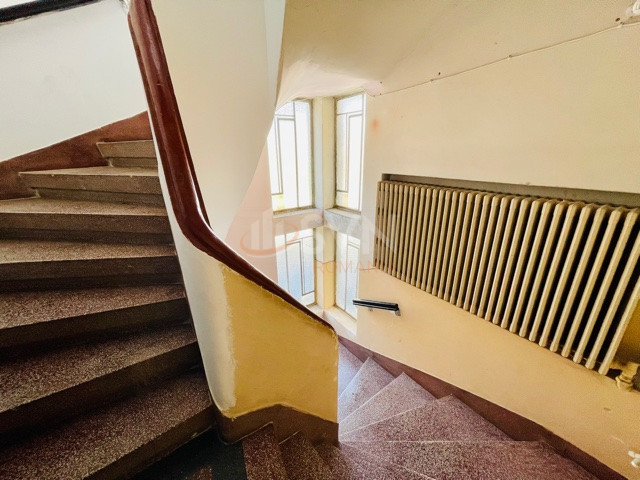 Apartament, 4 camere Bucuresti/Foisorul De Foc