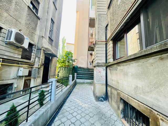 Apartament, 4 camere Bucuresti/Foisorul De Foc