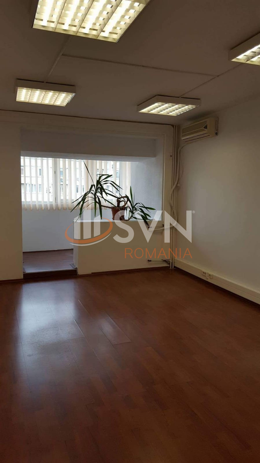 Apartament, 4 camere Bucuresti/Decebal