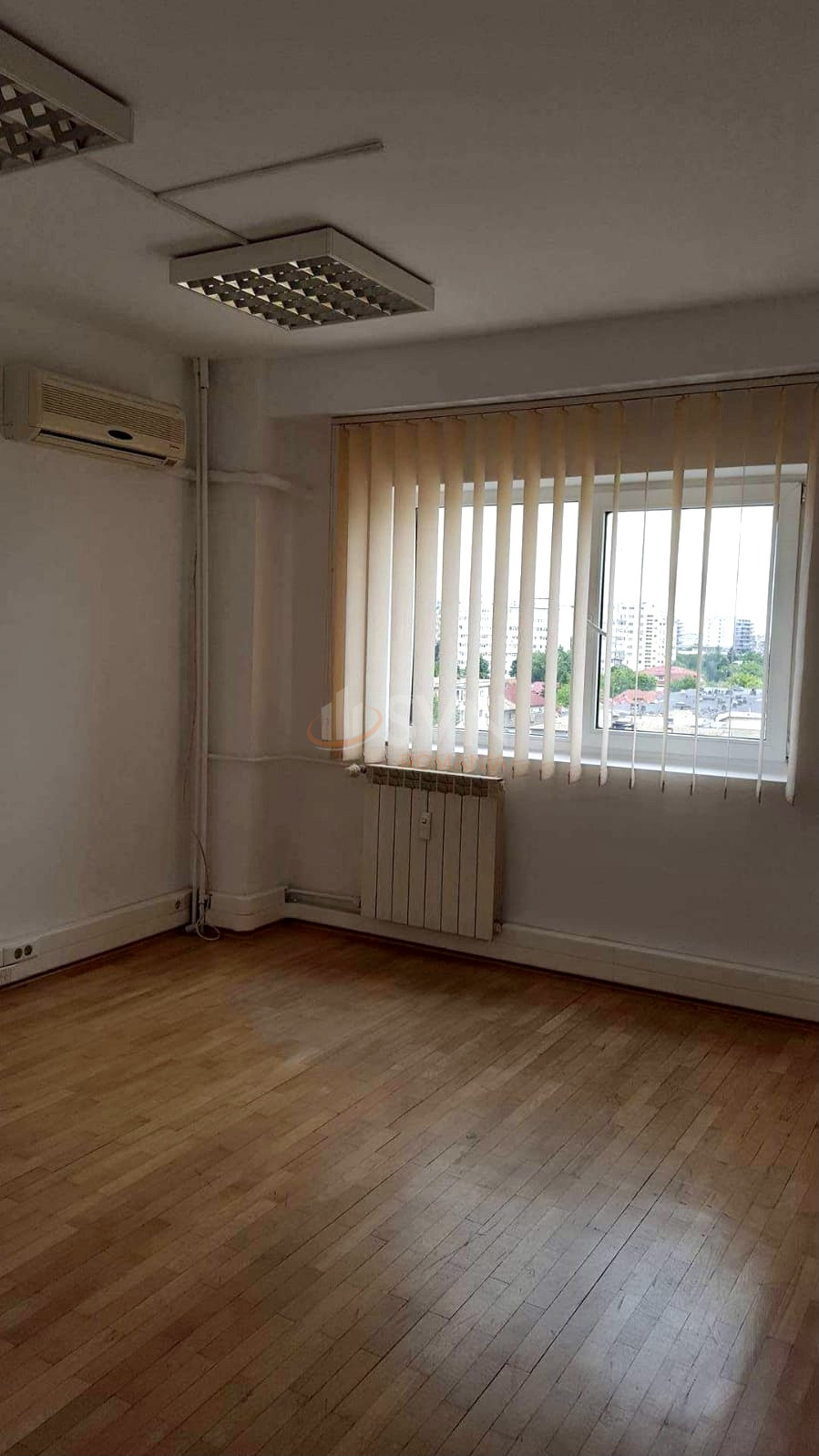 Apartament, 4 camere Bucuresti/Decebal