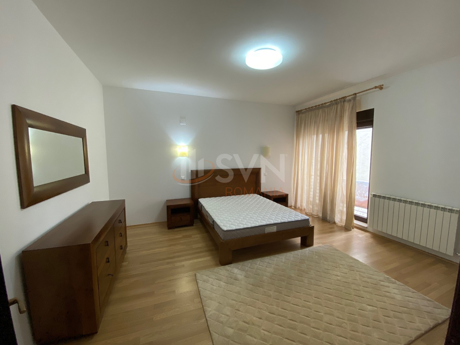Apartament, 4 camere Bucuresti/Primaverii