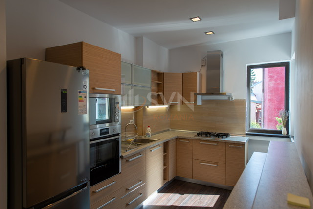Apartament, 4 camere Bucuresti/Iancului
