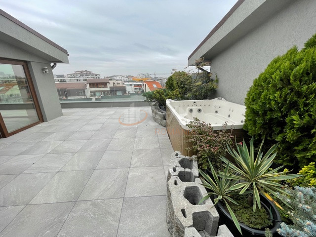 Apartament, 4 camere Bucuresti/Herastrau
