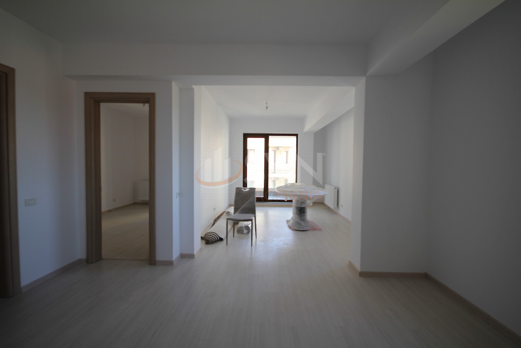 Apartament, 4 camere Bucuresti/Sisesti