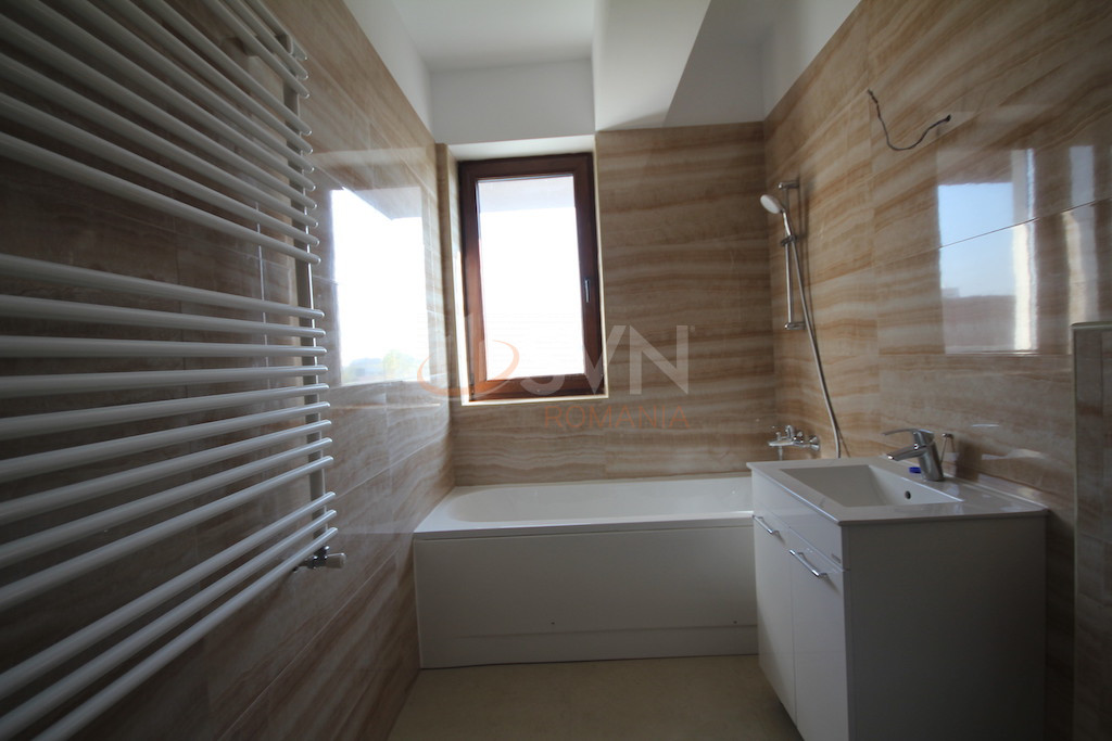 Apartament, 4 camere Bucuresti/Sisesti
