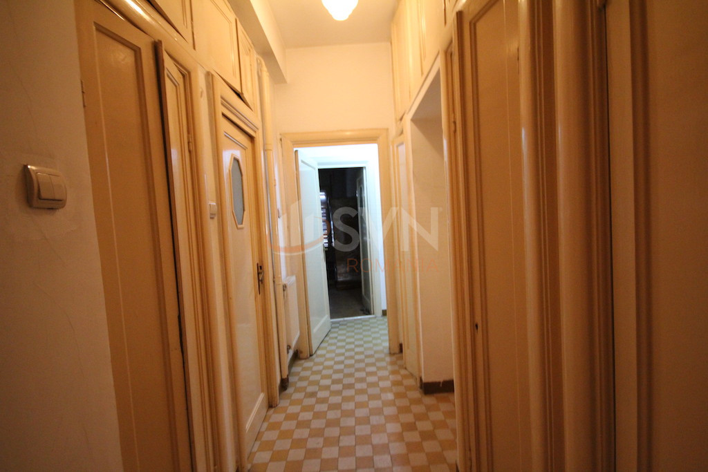 Apartament, 4 camere Bucuresti/Armeneasca