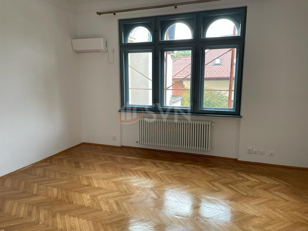 Apartament, 4 camere Bucuresti/Aviatorilor