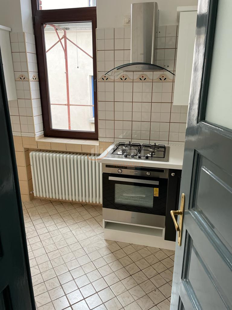 Apartament, 4 camere Bucuresti/Aviatorilor