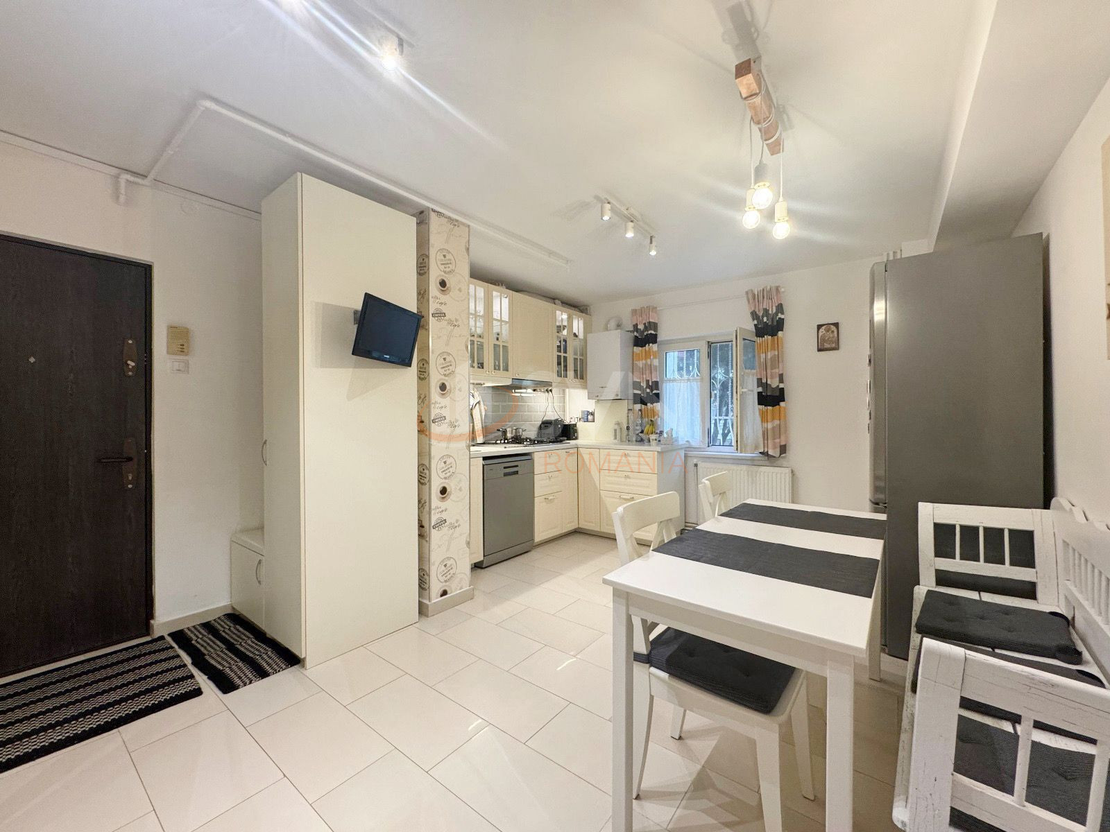 Apartament, 4 camere Bucuresti/Aviatiei