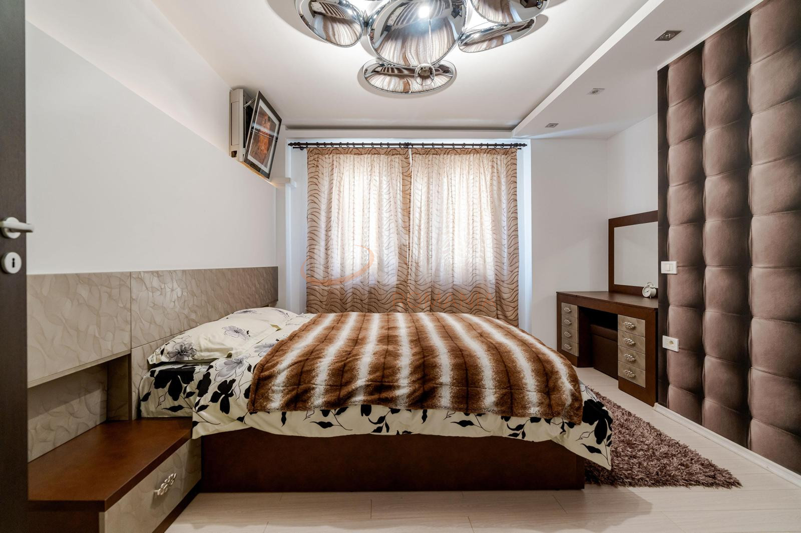 Apartament, 4 camere Bucuresti/Militari