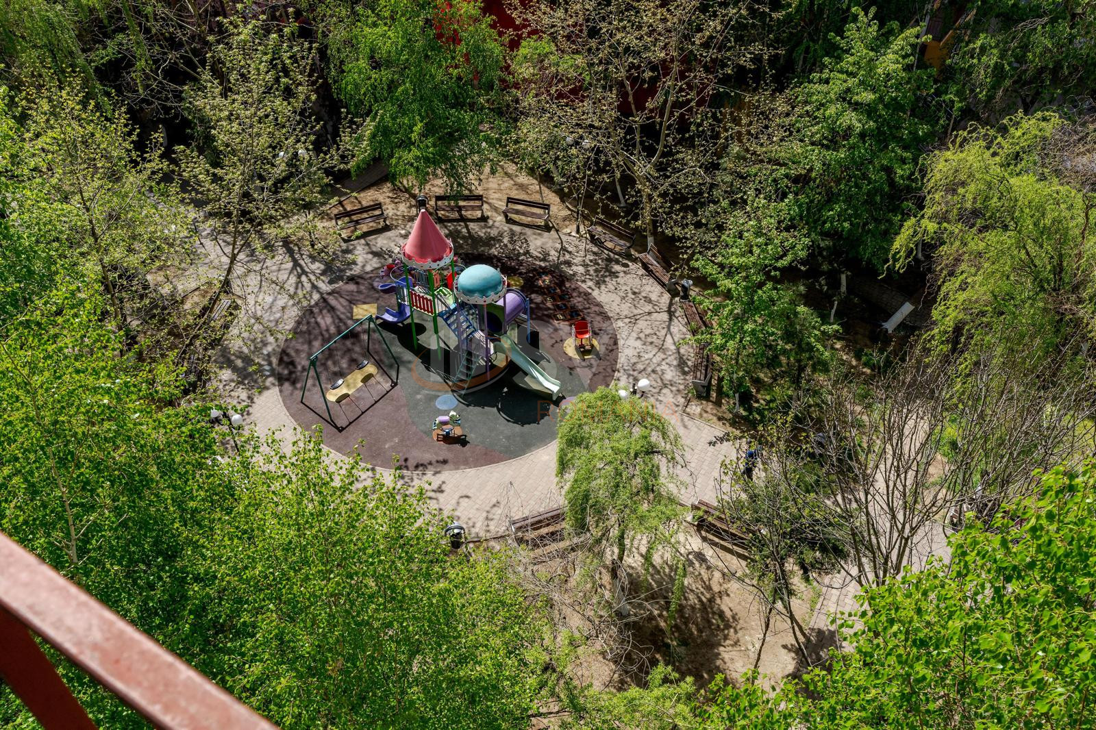 Apartament, 4 camere Bucuresti/Militari