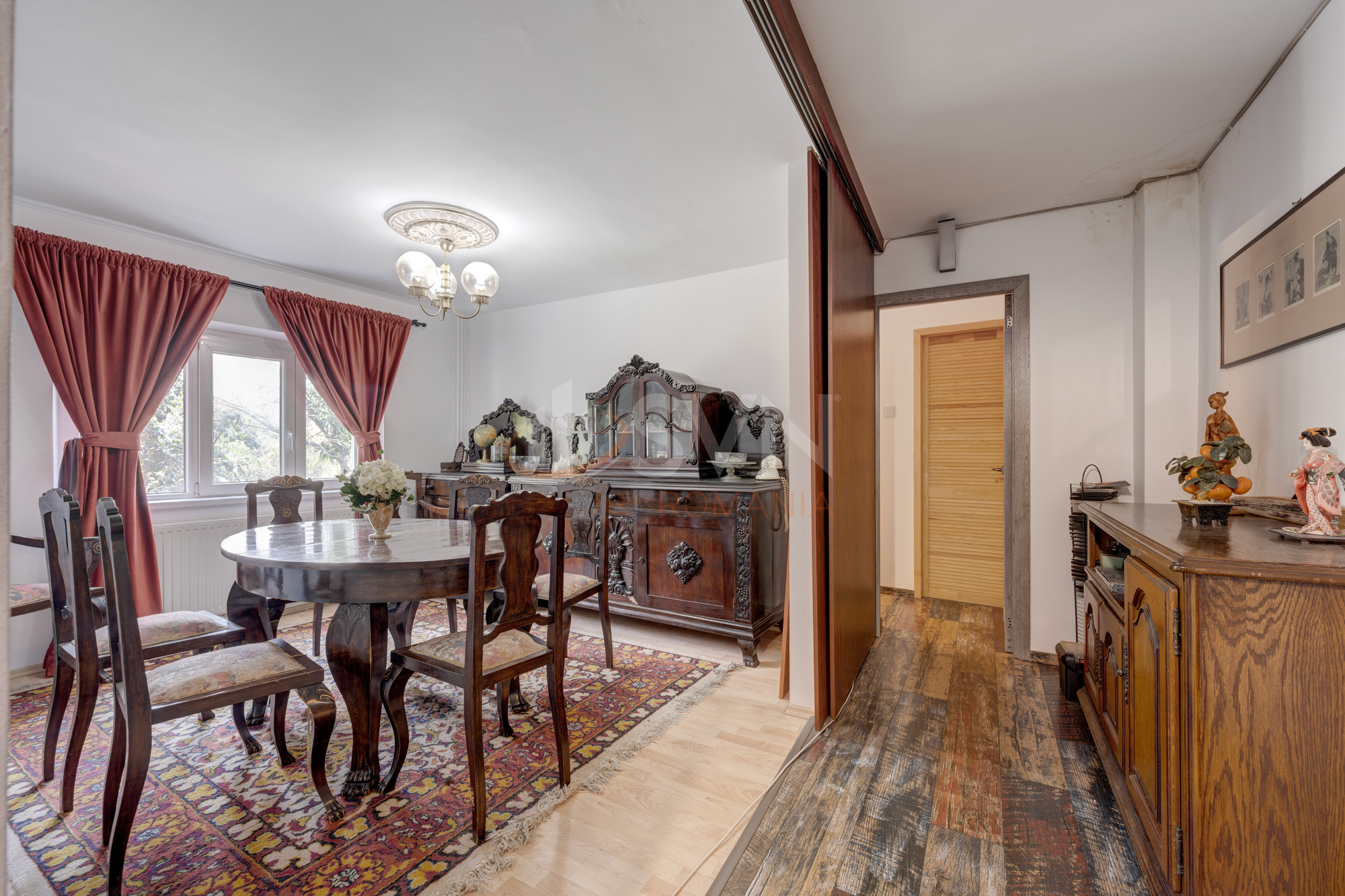 Apartament, 4 camere Bucuresti/Alba Iulia