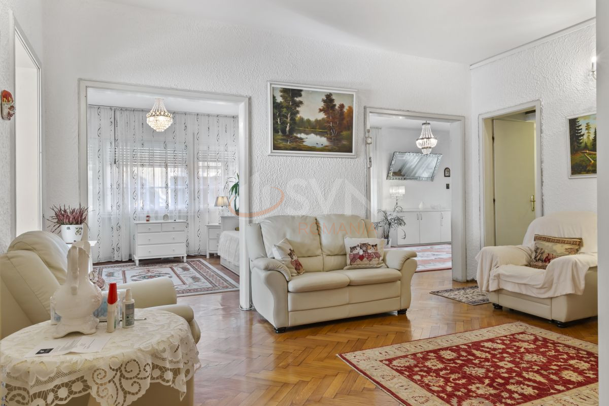 Apartament, 4 camere Bucuresti/Calea Victoriei