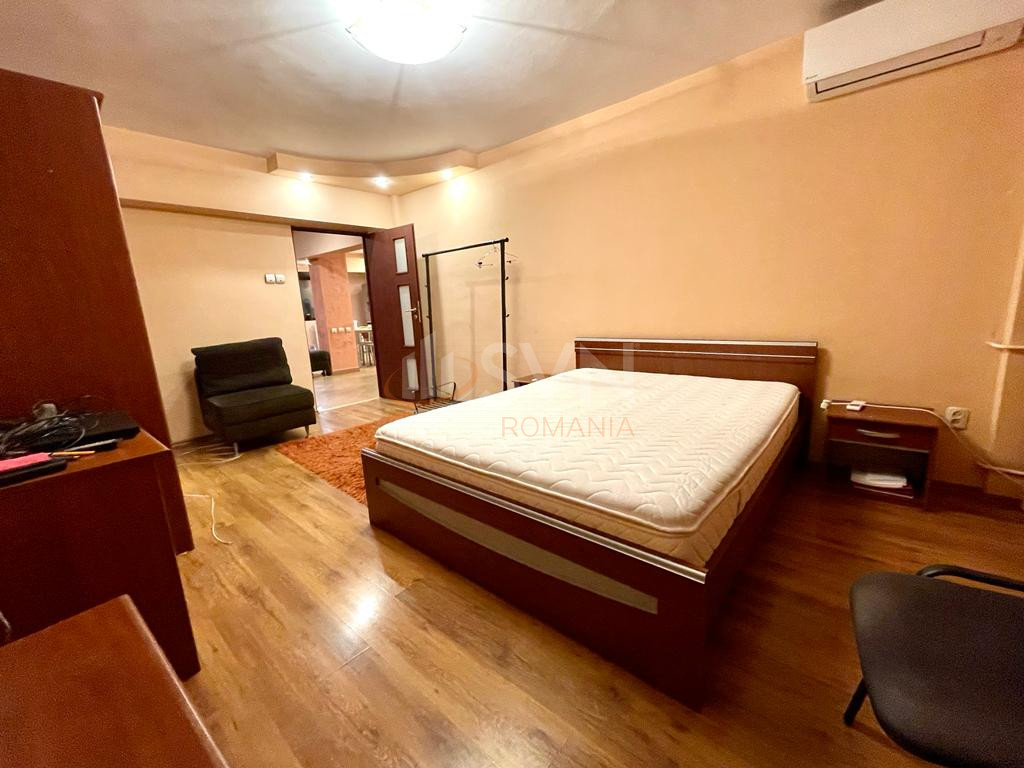 Apartament, 4 camere Bucuresti/Mosilor