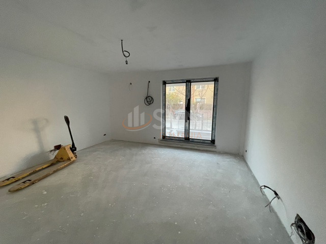 Apartament, 4 camere Bucuresti/Bucurestii Noi