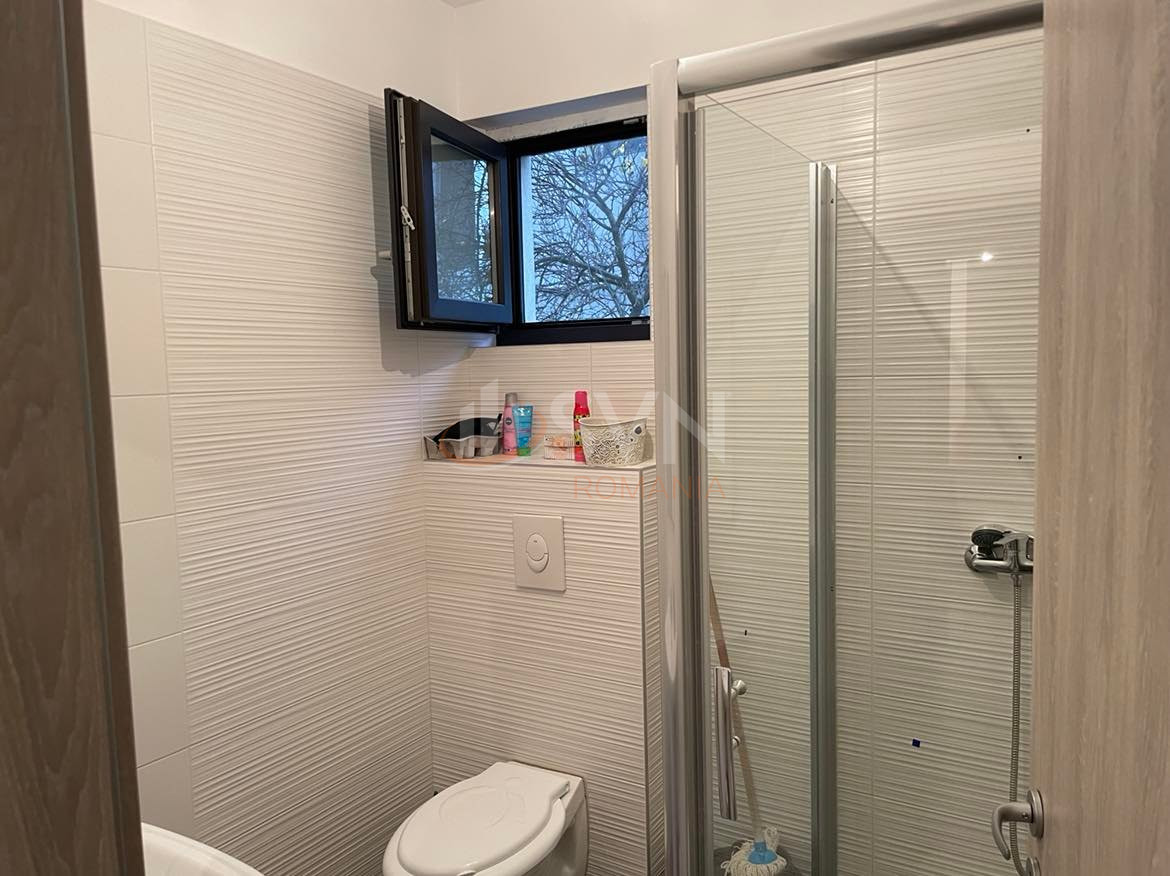 Apartament, 4 camere Bucuresti/1 Mai