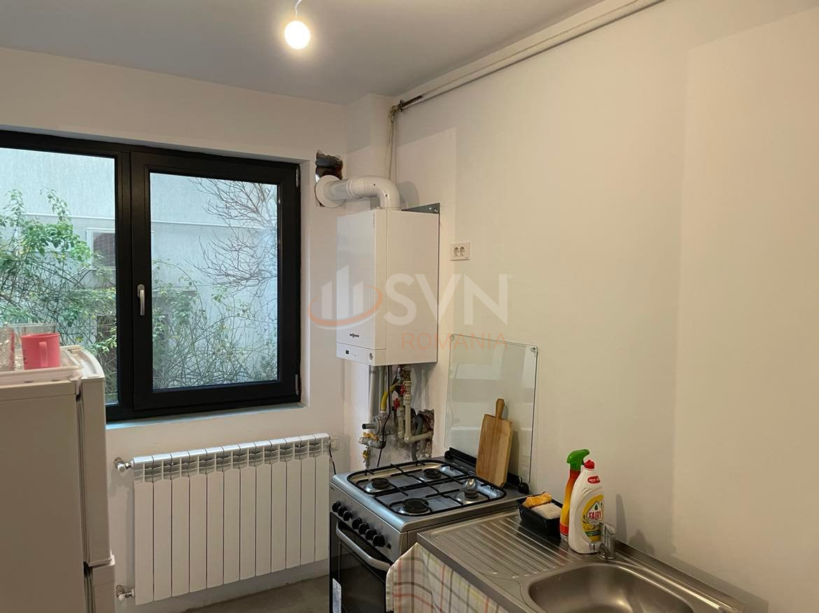 Apartament, 4 camere Bucuresti/1 Mai