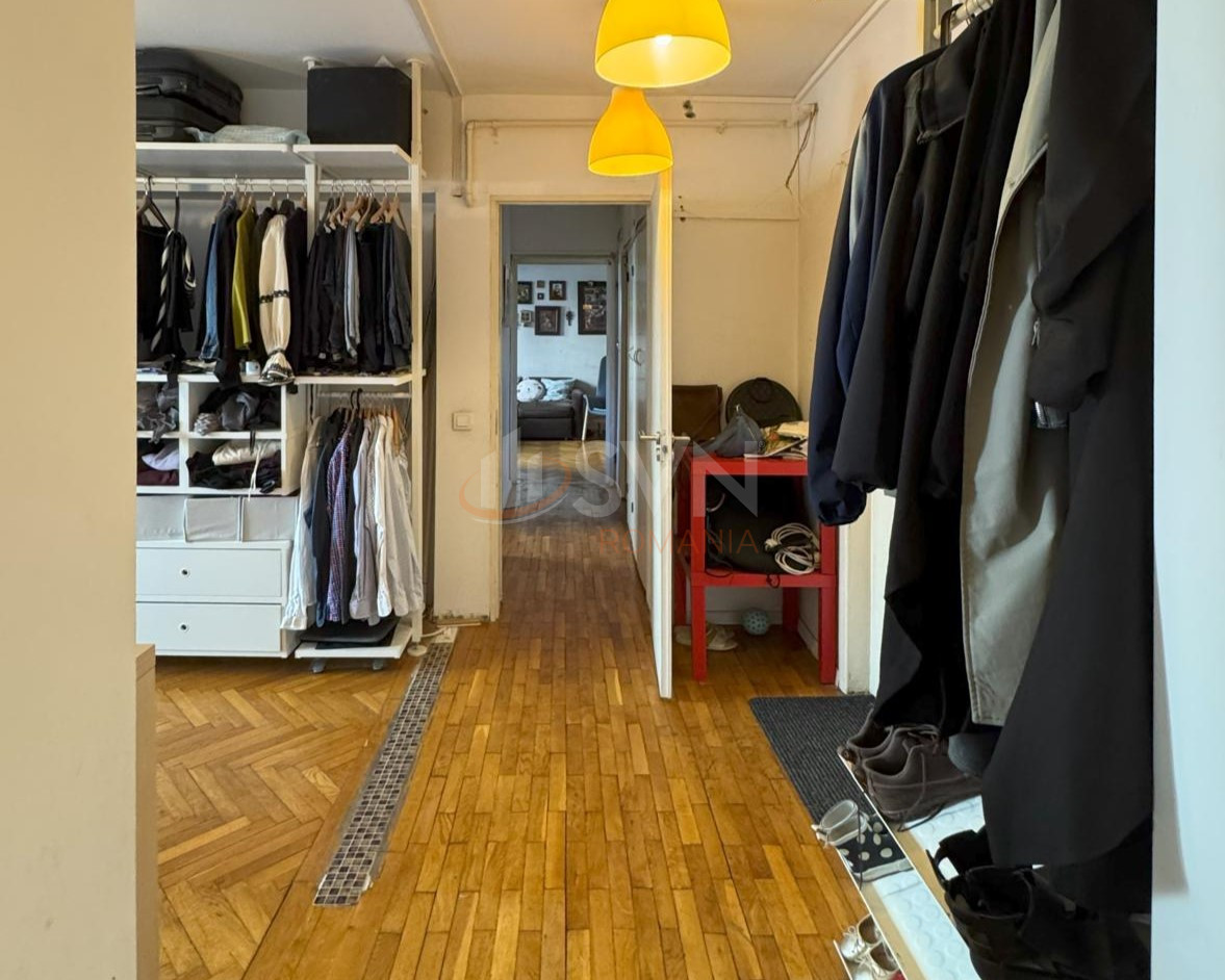 Apartament, 4 camere Bucuresti/Stefan Cel Mare