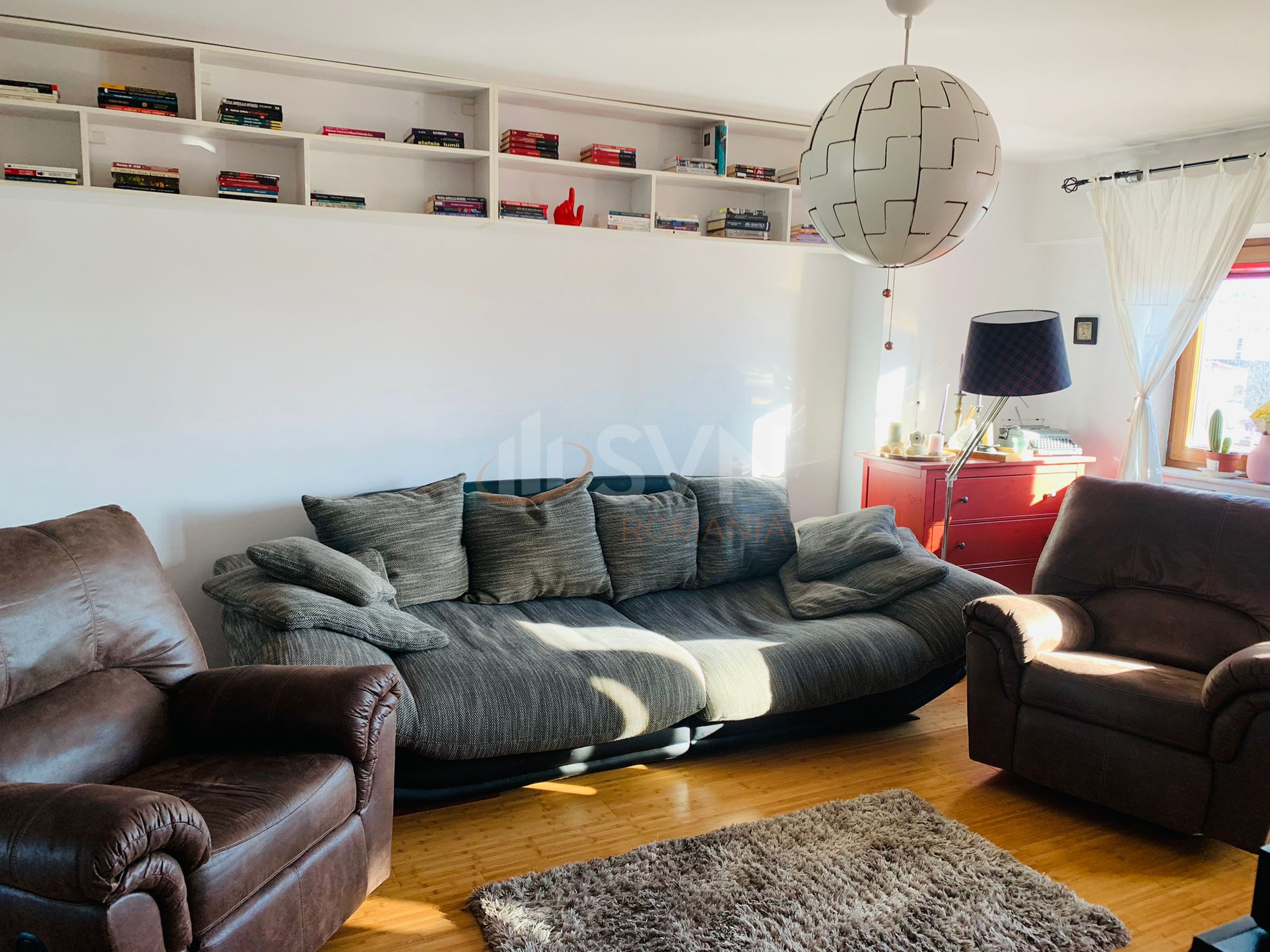 Apartament, 4 camere Bucuresti/Calea Calarasilor