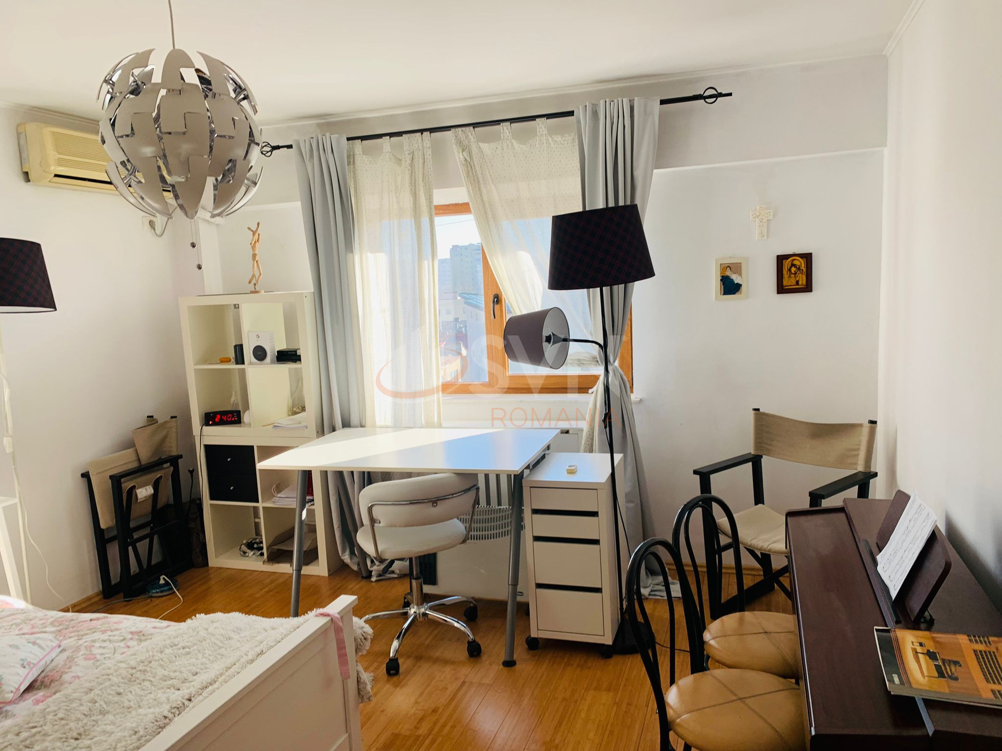 Apartament, 4 camere Bucuresti/Calea Calarasilor