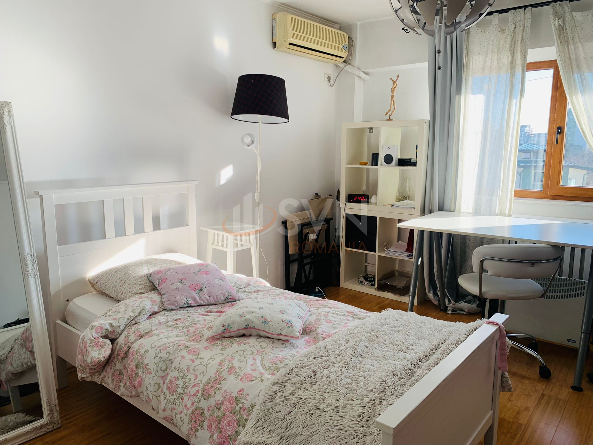 Apartament, 4 camere Bucuresti/Calea Calarasilor