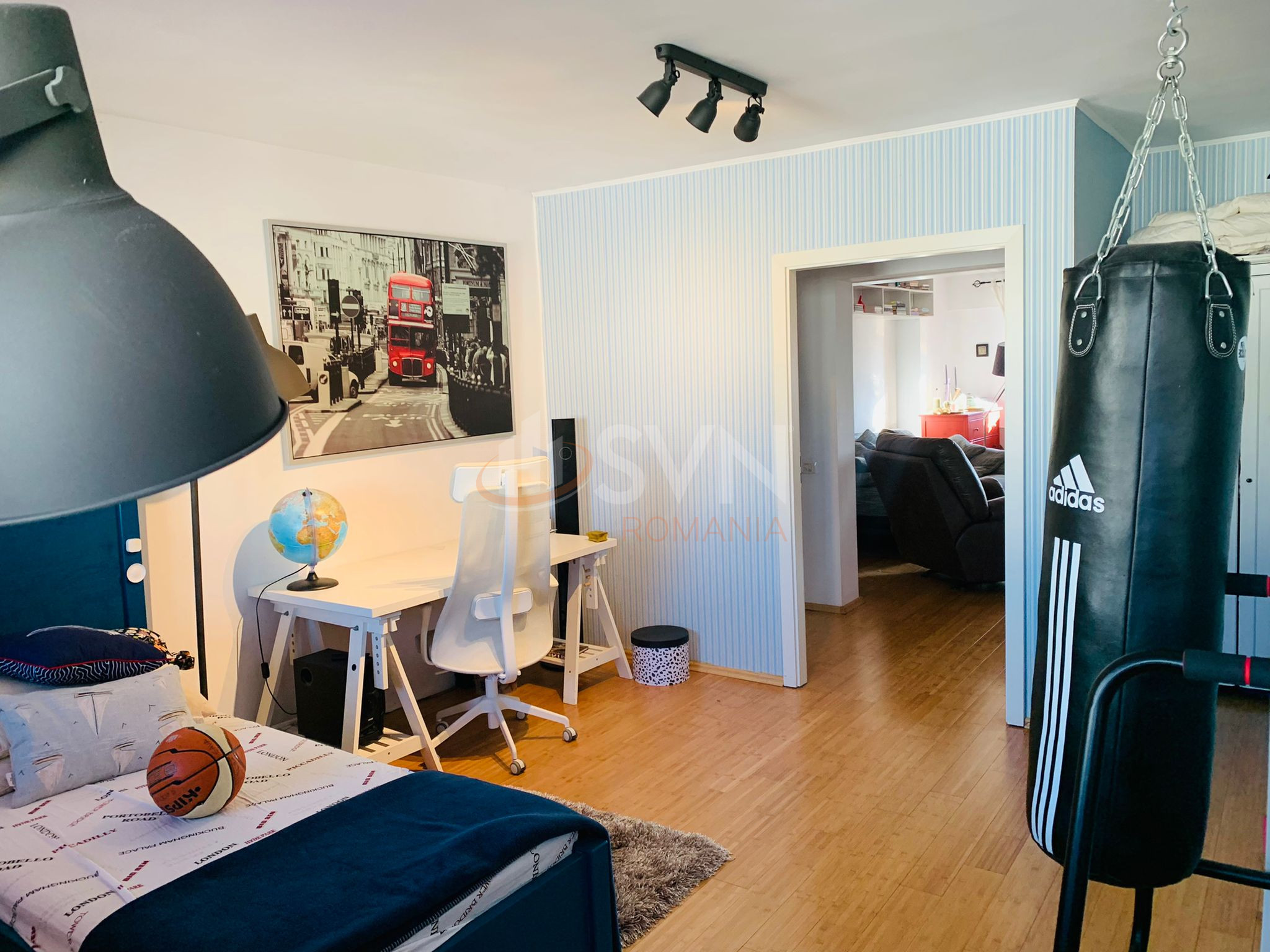 Apartament, 4 camere Bucuresti/Calea Calarasilor