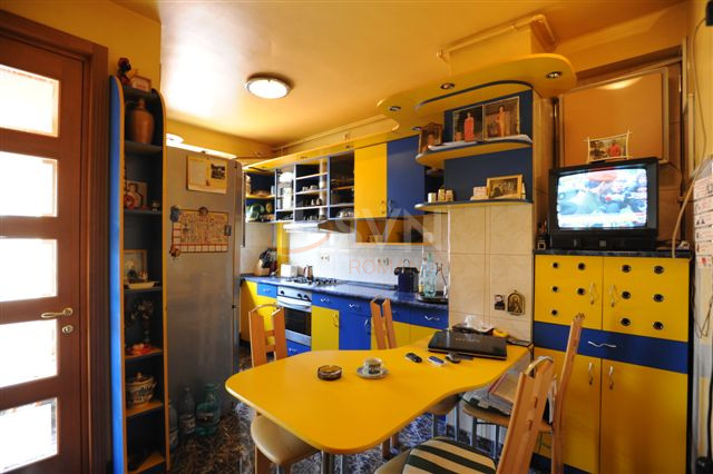 Apartament, 4 camere Bucuresti/Cismigiu