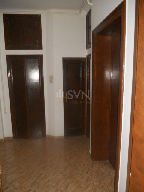 Apartament, 4 camere Bucuresti/Capitale