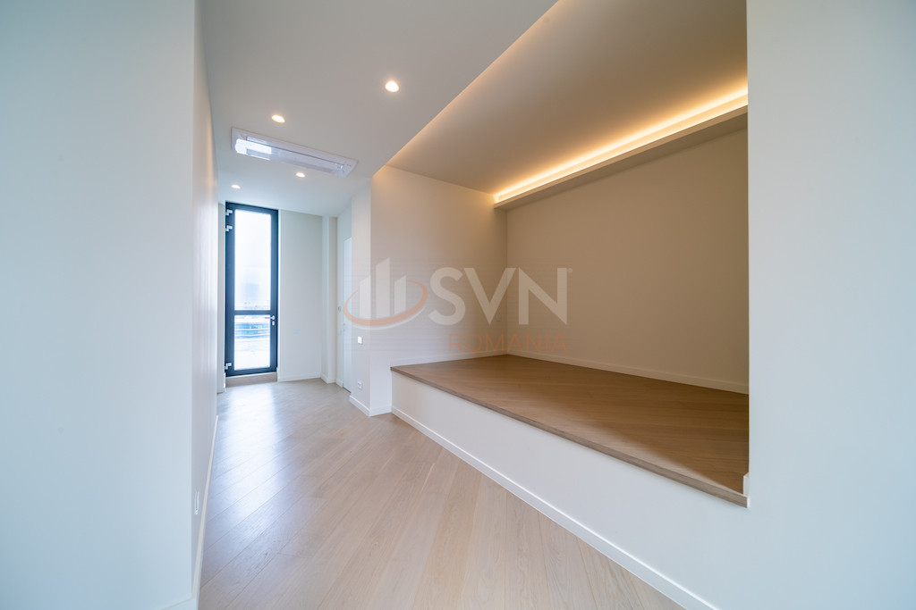 Apartament, 4 camere Bucuresti/Aviatiei